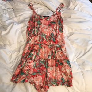 Forever 21 open back romper floral